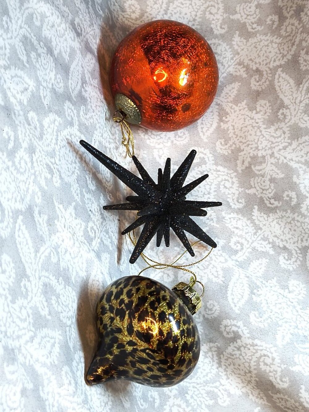 Lot of 3 Christmas tree ornaments orange ball & leopard teardrop glass+blk star
